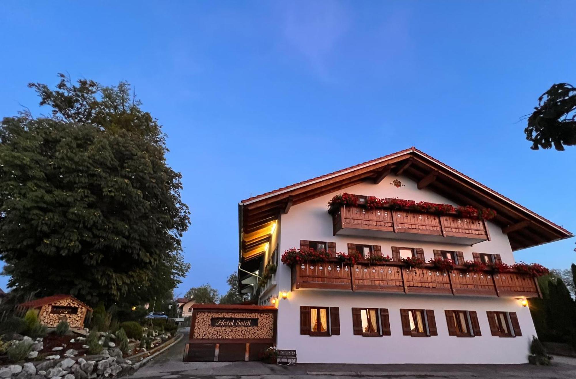 Hotel Seidl Straßlach-Dingharting Exterior foto